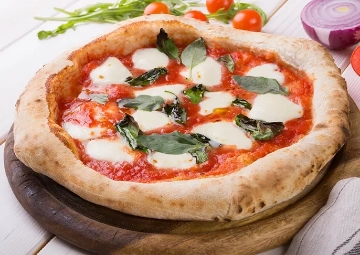 İtalya’dan Mutfağınıza: Napoli Pizza Tarifi