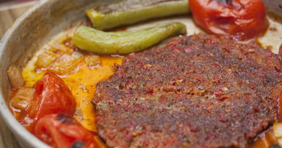 tepsi kebabi tarifi i tepsi kebabi nasil yapilir yemekte keyif var tepsi kebabi tarifi i tepsi kebabi nasil yapilir yemekte keyif var